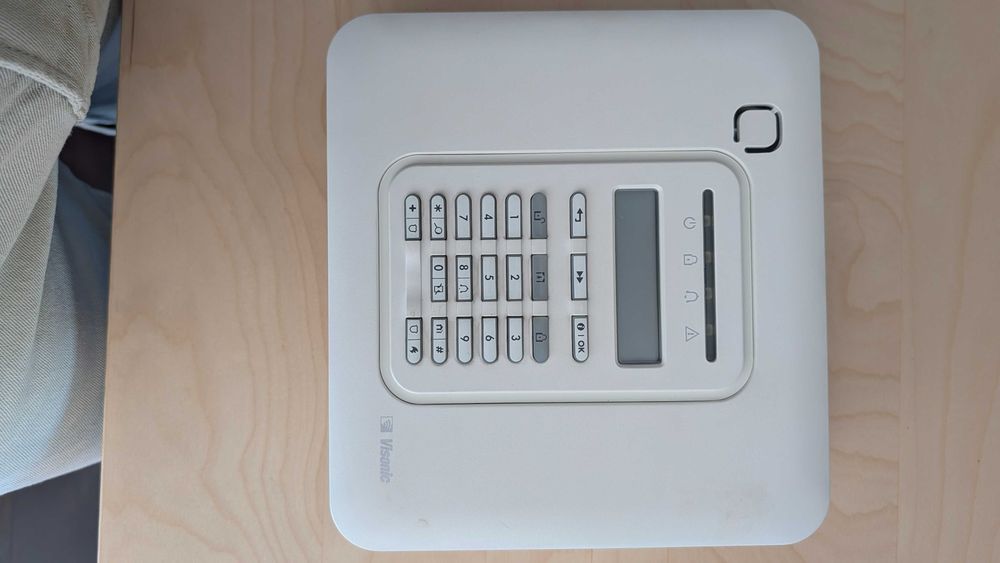 Alarme Visonic Powermaster GSM c/ 5 sensores e 2 comandos