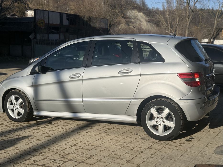 Мерсидес b200 автомат 2.0 дизель