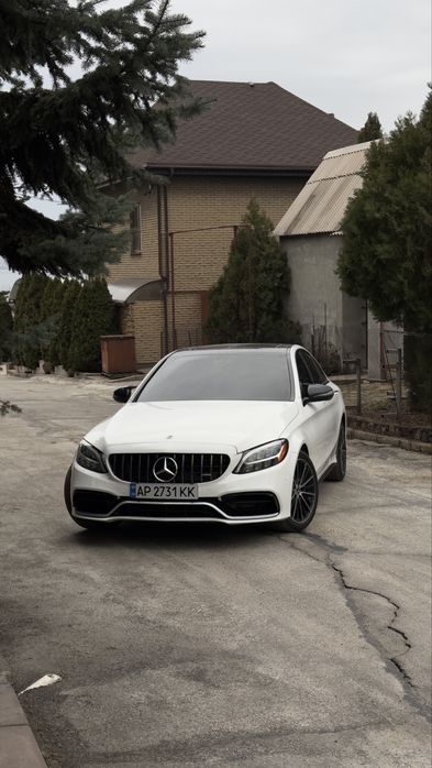 Mersedes AMG (REST )