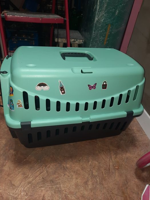 Переноска для собак та котів