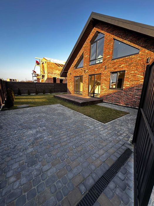 Нова локація. Дуплекс 110 м2, 6,5 соток. Відділ продажу!