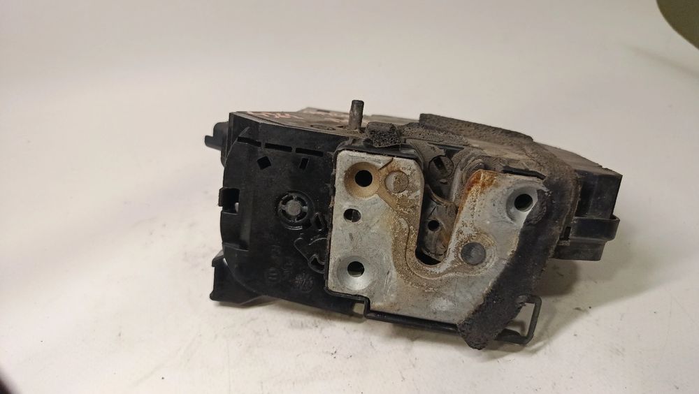 Fechadura / fecho porta trás direito RENAULT Captur (J5_)