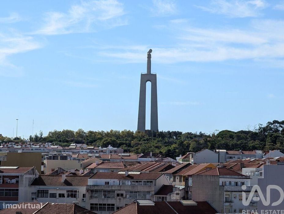 Apartamento T3 em Almada, Cova da Piedade, Pragal e Cacilhas de 118,00