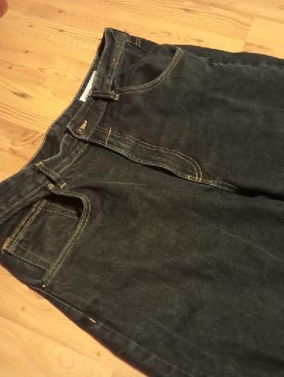 Spodnie jeansowe Bershka Baggy – Czarne/Grafitowe – Rozmiar 46
