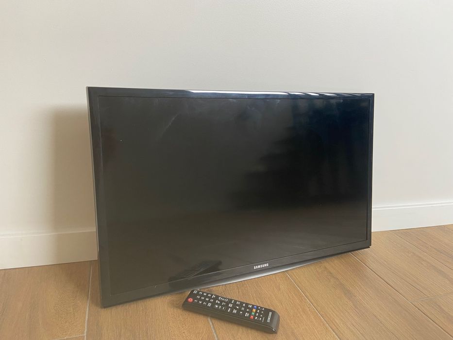TV Monitor Samsung 28" T28D310 - com Comando