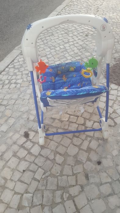 Baloiço para bebês da Chicco como novo