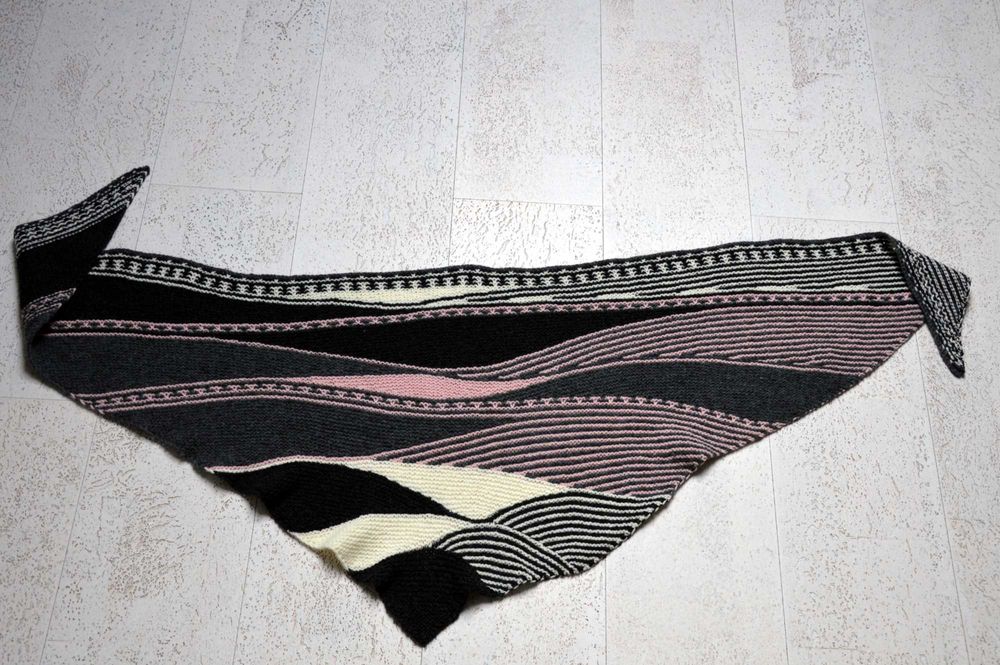 Chusta ręcznie dziana na drutach