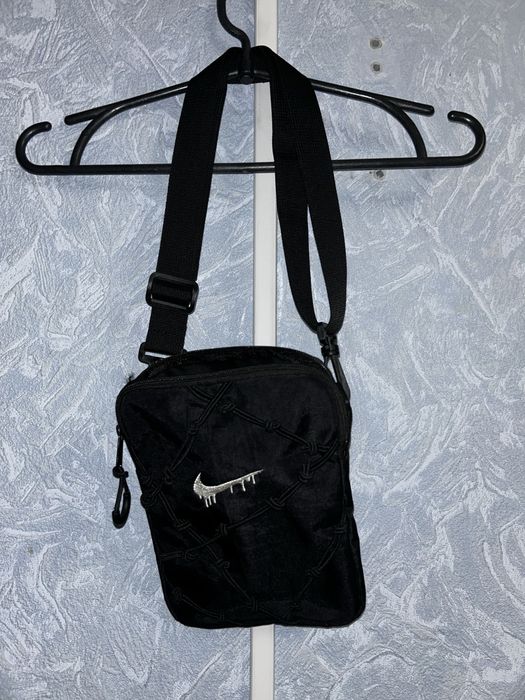Мессенджер Nike swosh