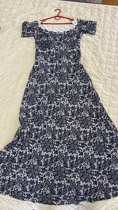 Вечірнє плаття в розмірі л