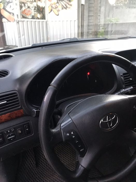 Продам Тойота Авенсис 2004 года.