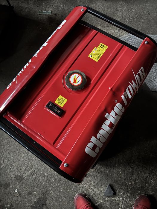 Продам генератор Clarke power  5.5