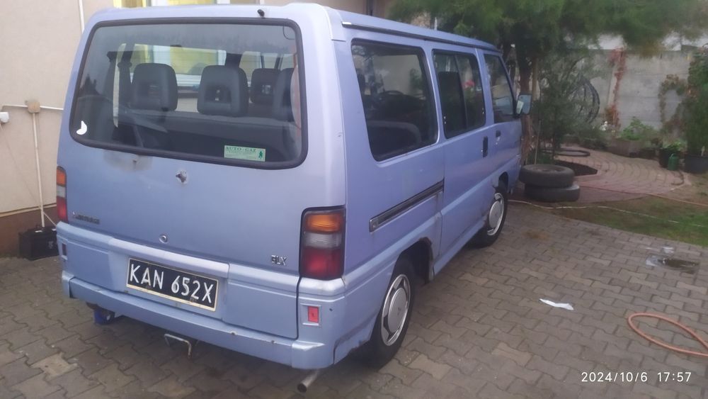 Mitsubishi L300 95r 2,4 benzyna gaz