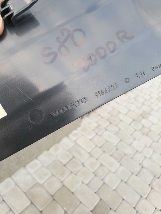 listwa tunelu środkowego volvo S80 2000 rok LH