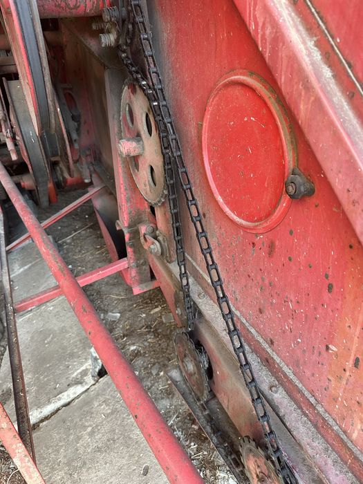 Комбайн Massey Ferguson 186