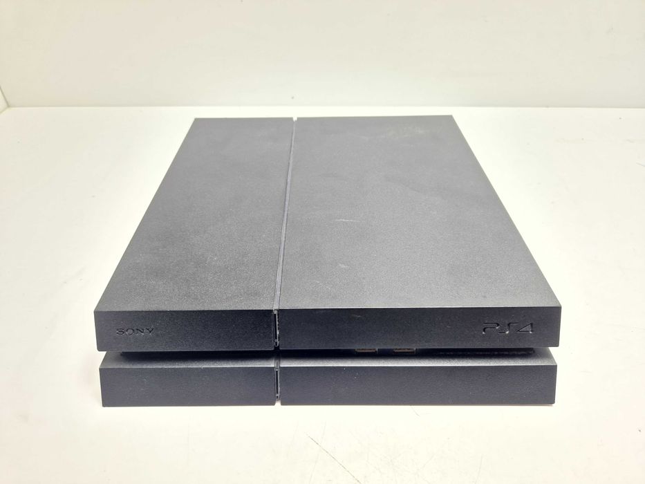 Konsola PLAYSTATION 4 CUH-1216A + 2 kontrolery + Stacja dokująca