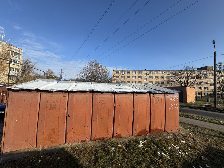 Продам гараж на Баленко зі світлом