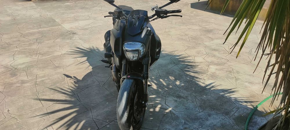 Ducati Diavel Dark Stealth 2015
