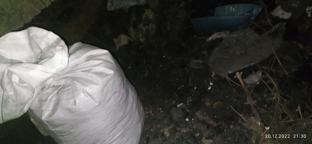 Продам антрацит, сухой длительное горение. Местным торг.)