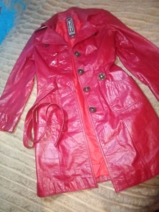 Плащ женский кожаний