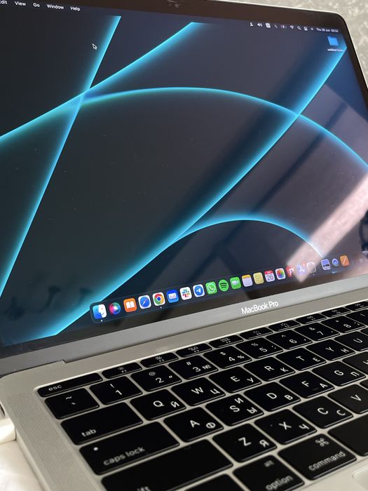 MacBook Pro 13” (2016)