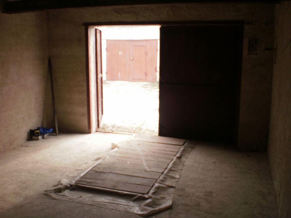 Продам або здам капітальний гараж в кооперативі міста Сміла