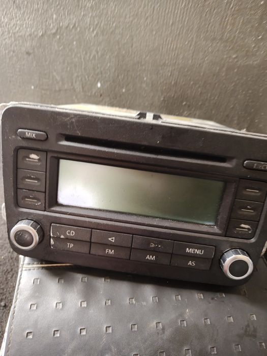 Radio samochodowe kod książka volkswagen passat B6 Turan golf 5