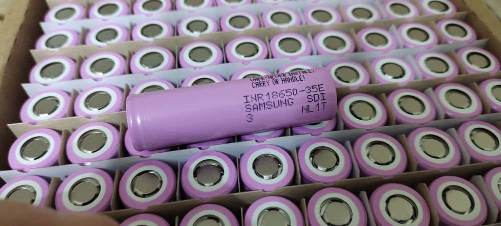 Аккумулятор 18650  Samsung 35E новые