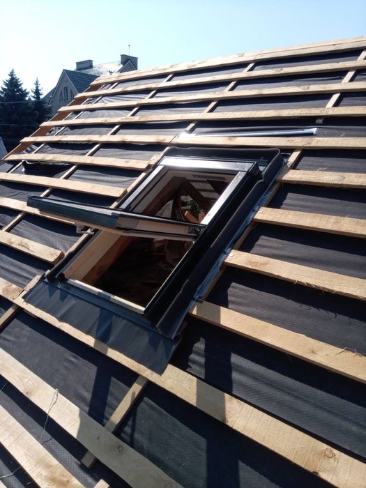 Кровля крыш. Металлоконструкции. Склад. Ремонт кровли. Профнастил