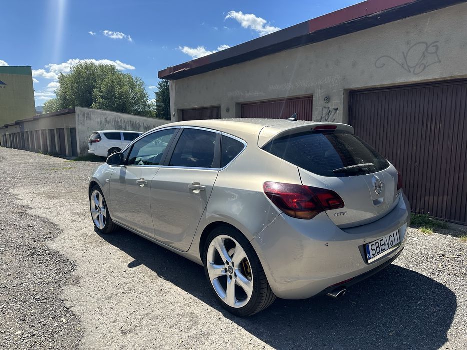 Opel Astra J 1.6 Turbo 180KM LPG 19 ALU GTC