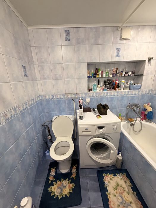 Продаж 3-х кімнатної квартири в центрі м.Шептицький