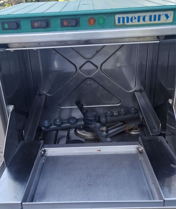 Máquina louça café