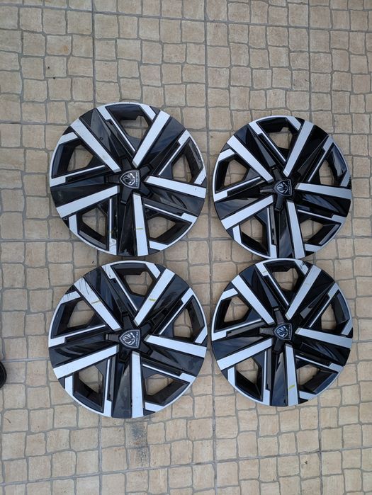 Tampões de roda usados