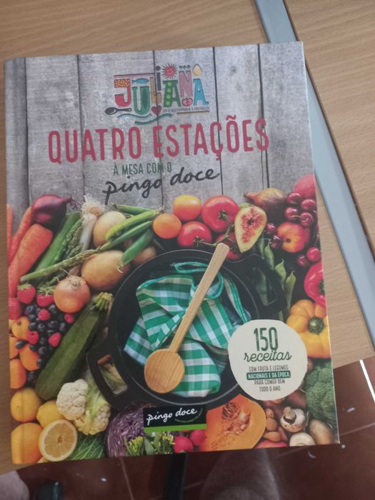 Livro de Cocktails Ã mesa com o Pingo Doce