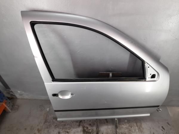 Porta frente direita VOLKSWAGEN Bora (1J2)