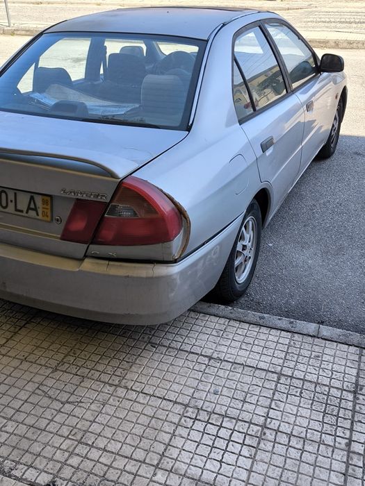 Mitsubishi Lancer glxi 1.3