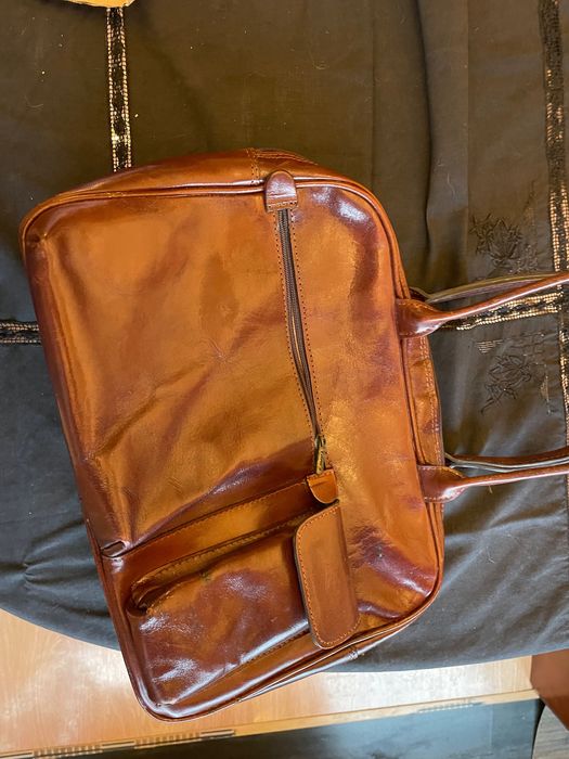 Bolsa em pele marca Velvet’s