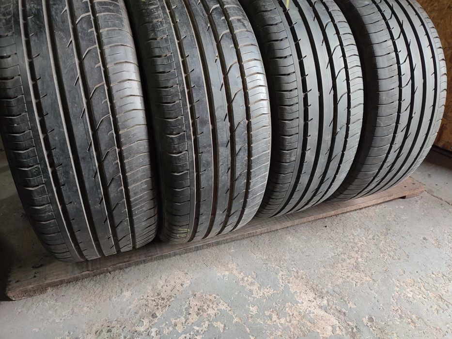 R17 225/50 Continental ContiPremiumContact2 шини літо комплект
