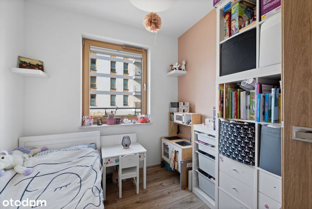 wysoki standard / duży balkon / 3 pokoje