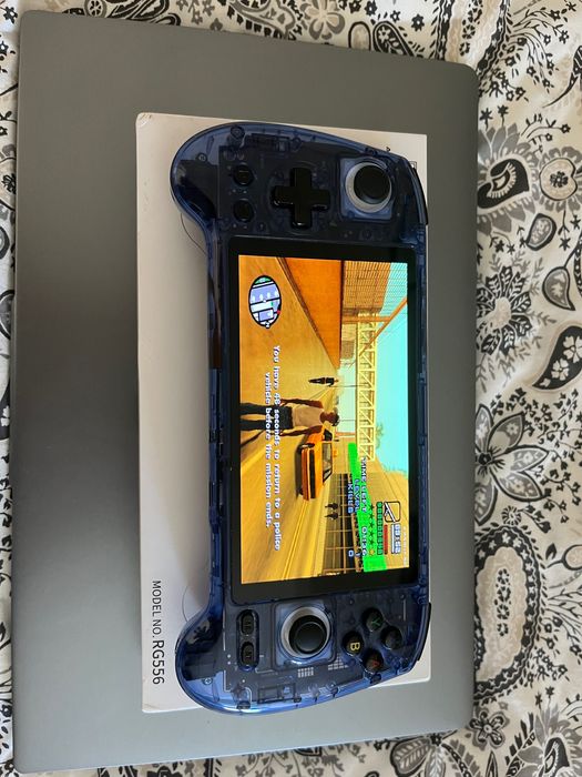 Ambernic RG556 consola PS2, PS1, Game Boy, etc