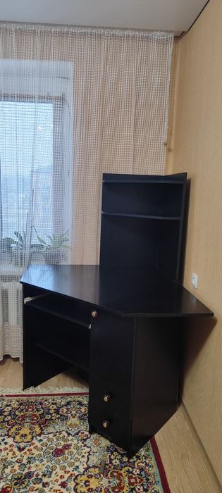 Стіл офісний кутовий