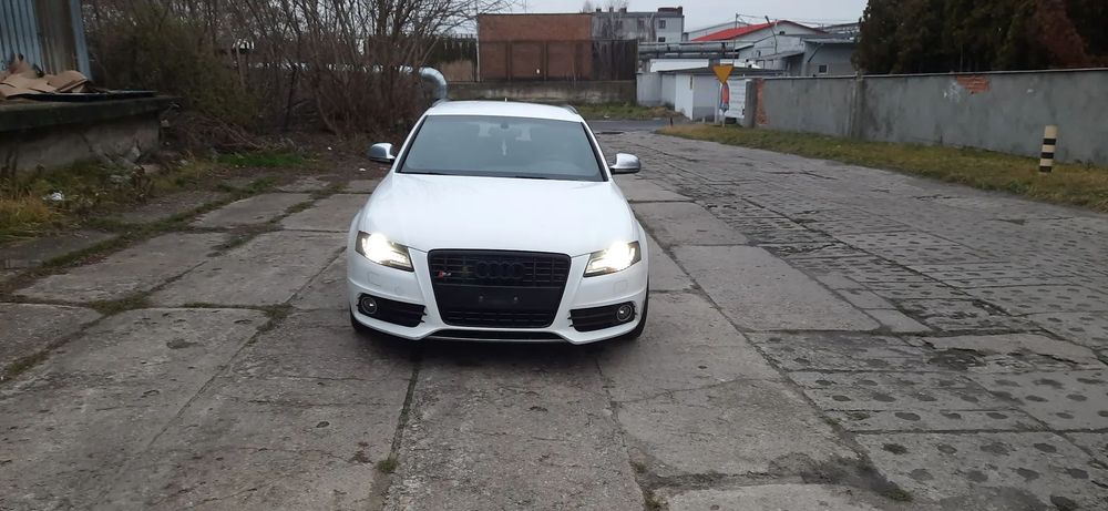 Audi S4 Avant