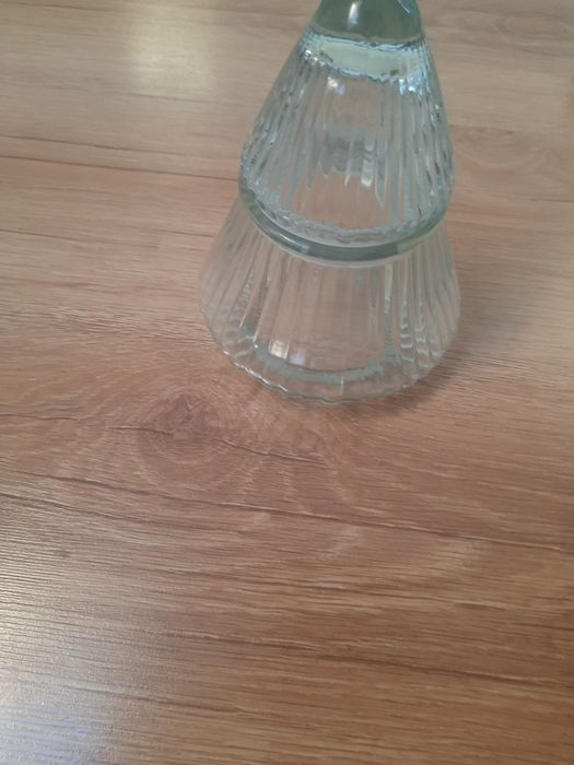 Świąteczny pojemnik na ciastka