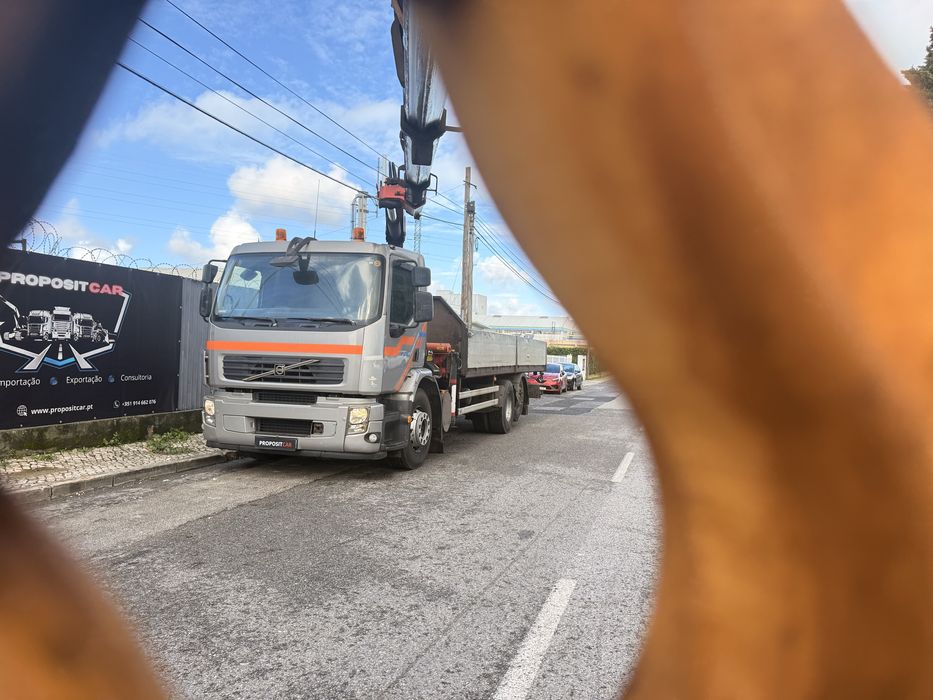 VOLVO FE GRUA PK15500 E ESTRADO 7,50 APENAS 197.000km ##OPORTUNIDADE##