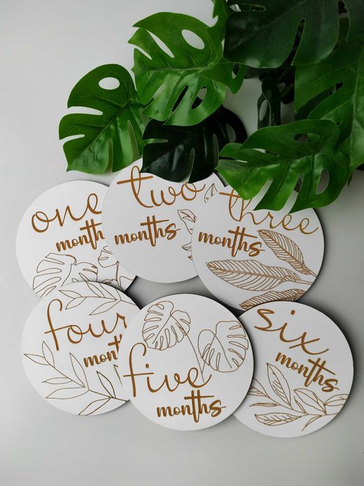 Таблички для фотосессии новорождённого 1–12 месяцев на укр. и англ.