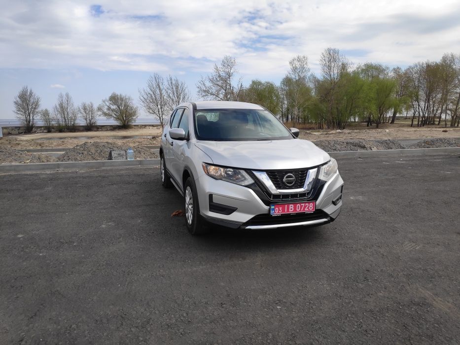 Продам Nissan Rogue