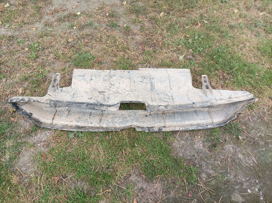 Wlot powietrza kierownica trafic v 4 lift