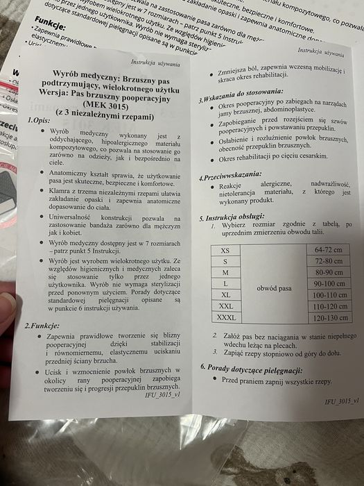 Pas brzuszny pooperacyjny z 3 niezależnymi rzepami