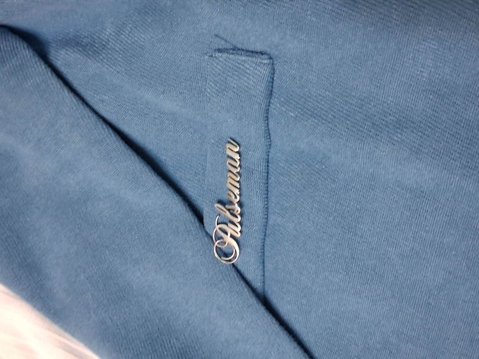 Fato + camisola + sapato + pingente