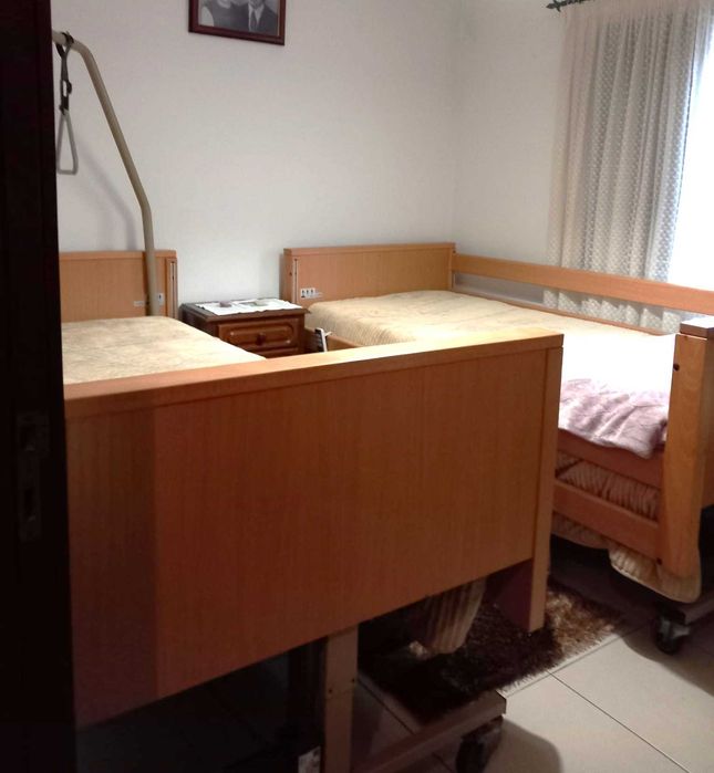 Cama articulada elétrica nova