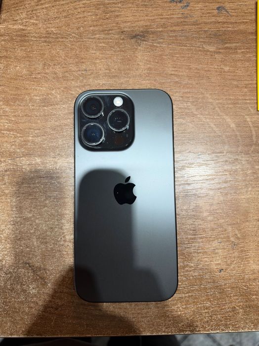 iPhone 16 pro jak nowy